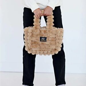 NWT Minky Couture Annie Ripple Bag Ecru Size Small